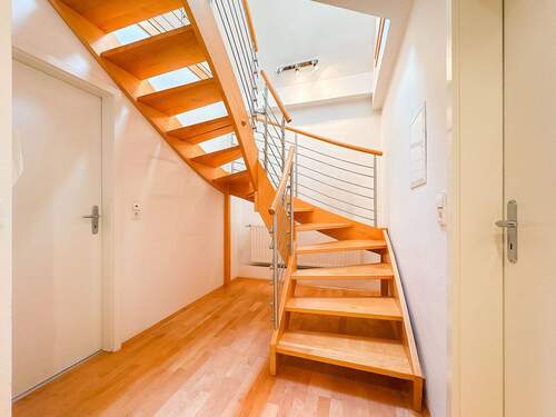 Eingangsbereich/Flur OG links - 