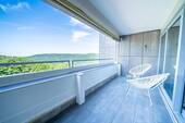 Balkon - Modernes Wohnglück mit Panoramablick: Stilvoll & barrierefrei in Lahnstein auf der Höhe