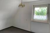 Wohnraumbeispiel im Dachgeschoss - 