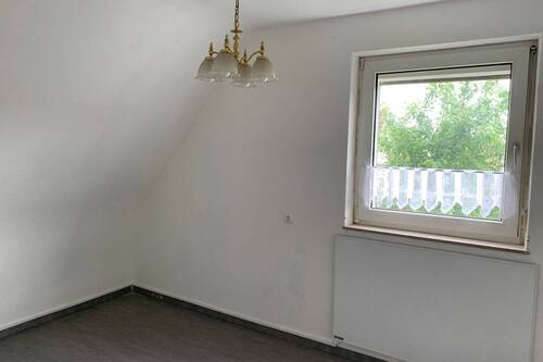 Wohnraumbeispiel im Dachgeschoss - 