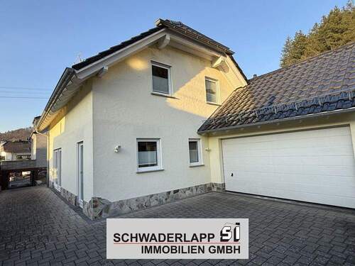 Rückansicht - Gepflegtes Wohnhaus in zweiter Reihe - ideal für die kleine Familie