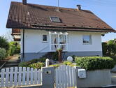 Blick von Norden - Gepflegtes Einfamilienhaus mit großem Garten in unverbaubarer Südlage