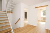 Flur - Reihenmittelhaus mit 160,00 m² in Nürnberg zum Kaufen