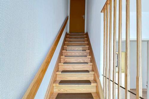 EG - Treppe ins DG - 