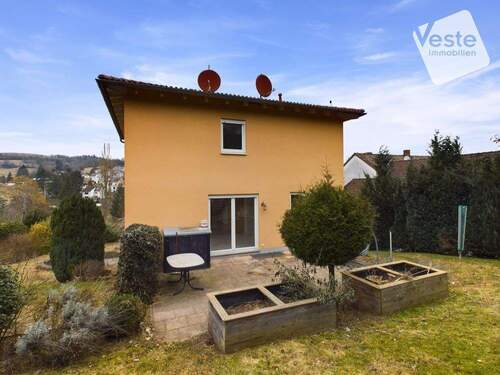 Bild3 - 6 Zimmer Einfamilienhaus in Coburg