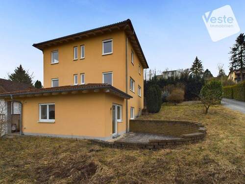 Bild4 - Einfamilienhaus mit 169,00 m&sup2; in Coburg zum Kaufen