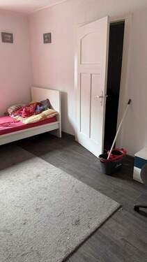 Zimmer - Reihenendhaus mit 110,00 m&sup2; in Kleinblittersdorf zum Kaufen