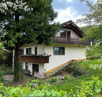 Grosses 2-Generationen-Haus + enorme Sanierungszuschüsse + riesiges Grundstück + mit Schwimmteich + ... Bezug kurzfristig möglich - Müllheim