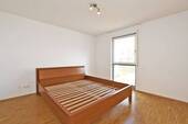 Schlafzimmer - 4 Zimmer Etagenwohnung zur Miete in München