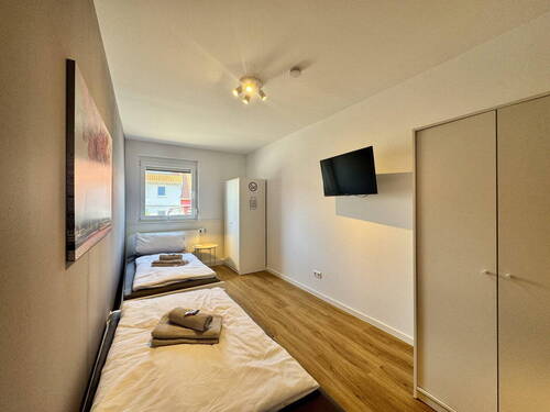 ROOM3 - 