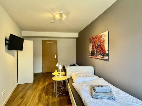 ROOM4 - 