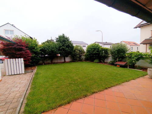 Garten - 7 Zimmer Einfamilienhaus zum Kaufen in Ingolstadt