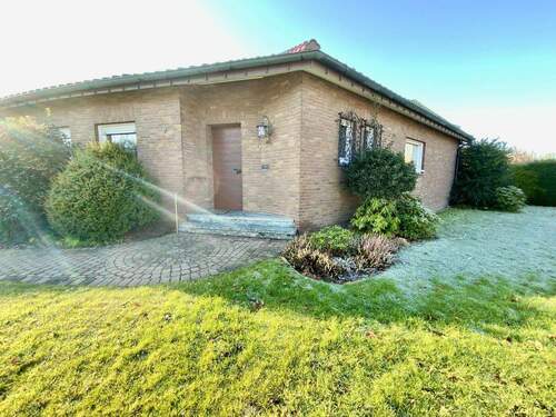 Hauseingang - 6 Zimmer Bungalow in Werne