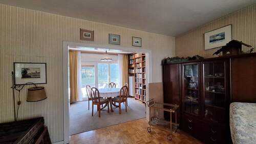 Blick in das Esszimmer - 