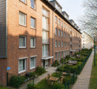 Beispiel Garten Konzept - Erdgeschosswohnung mit Loggia und Potenzial zur Gartennutzung