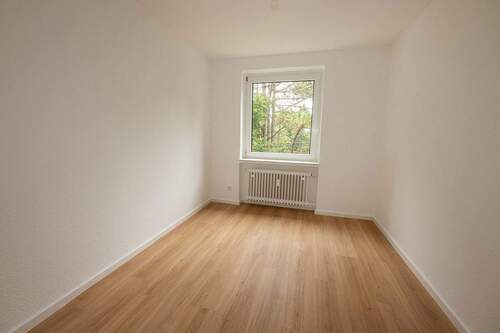 1. Schlafzimmer - Etagenwohnung mit 65,30 m² in Cuxhaven zum Kaufen