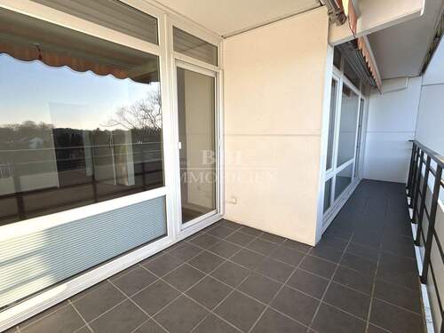 Schöner, großer Balkon - 