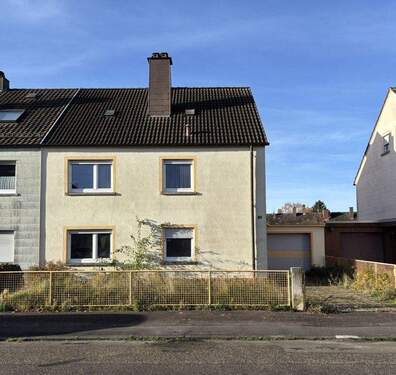 Vorderansicht - 7 Zimmer Einfamilienhaus in Pirmasens