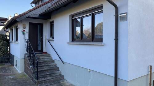 Eingangsbereich - 5 Zimmer Doppelhaushälfte in Olbersdorf