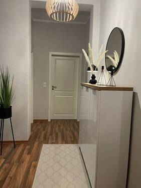 e8e7bdfd-cd82-40e7-9e8f-e355ebe56a01.jpeg - 