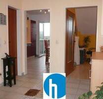 Schicke 2 Zimmer-DG-Wohnung in ruhiger Wohngegend - Forchheim Burk