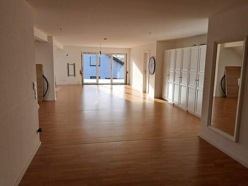 Wohn- und Esszimmer DG - 