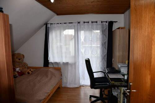 H 546 OG Kinderzimmer.JPG - 