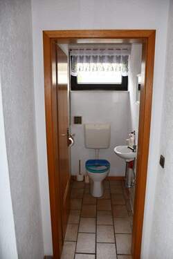 H 546 Gäste-WC.JPG - 