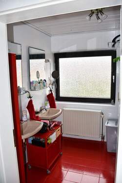 H 546 OG Badezimmer Ansicht 2.JPG - 