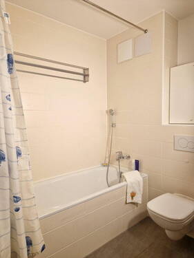 Wannenbad - Vollbad - 