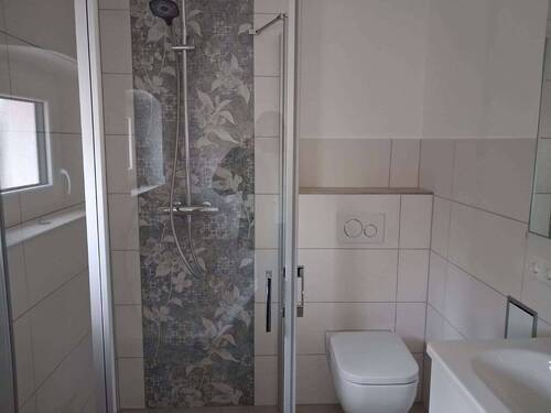 ...und Dusche - 