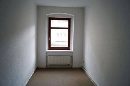 Kleine Wohnung mit Fenster - 