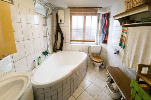 Badezimmer - 3 Zimmer Etagenwohnung in Schwäbisch Hall