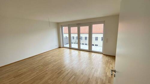 Wohnbereich - Etagenwohnung mit 98,10 m&sup2; in Forchheim zur Miete