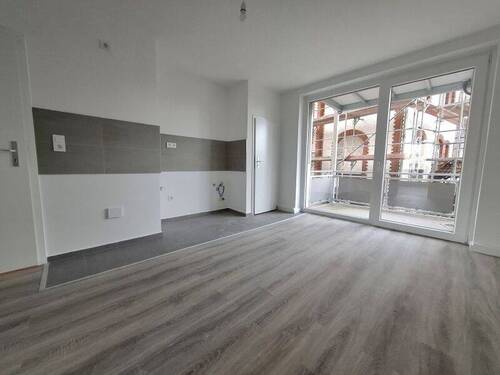 20251113_140024 - Sanierte Zwei-Zimmer-Wohnung nähe der Innenstadt!