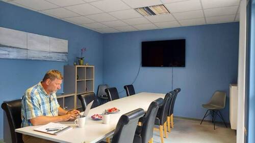 Büroraum 1 - Büro Tagung Seminarraum mit Balkon - All-in-Miete