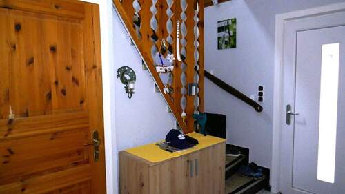 Diele / Treppe ins OG - 