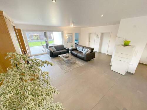 Wohnbereich - Einfamilienhaus mit 154,00 m&sup2; in Schoden zum Kaufen