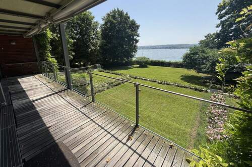 Balkon - Exklusive Wohnung in bester Lage! Im Musikerviertel mit unverbaubarem Seeblick + 2 TG-Stellplätzen