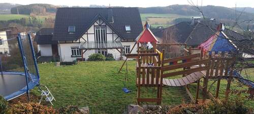 Haus - Hintergarten - 1 Zimmer Einfamilienhaus zum Kaufen in Lindlar