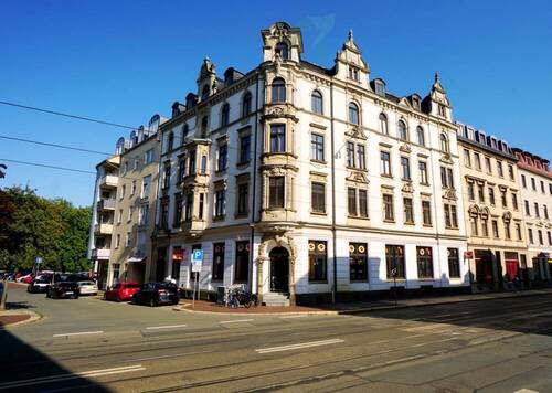 Objektansicht Straßenseite - 