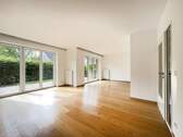 Bodentiefe Fenster - Etagenwohnung mit 90,00 m² in Hamburg / Duvenstedt zum Kaufen