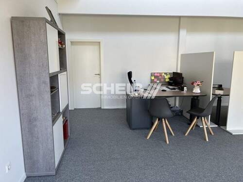 mehrere Arbeitsplätze möglich - 