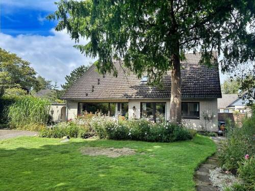 rückwärtige Ansicht - Einfamilienhaus mit 210,00 m&sup2; in Lüchow zum Kaufen