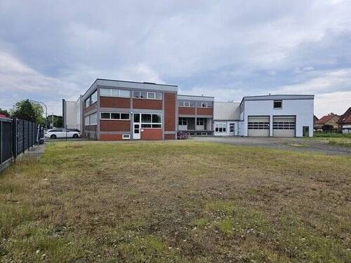 1.jpg - Gewerbeimmobilie mit Lager-, Büro- und Ausstellungsflächen, auch zum Kauf!