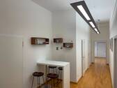 Eingangsbereich Büro - 