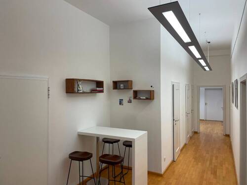 Eingangsbereich Büro - 