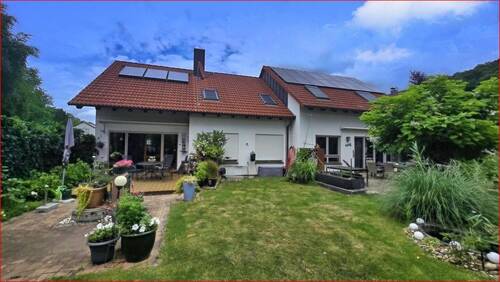 Ansicht Süd-West - 8 Zimmer Mehrfamilienhaus, Wohnhaus zum Kaufen in Wiernsheim