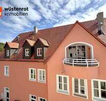 Über den Dächern Hersbrucks Barrierefreie DG-Wohnung - ca. 96 m² - Loggia - TG-Stellplatz