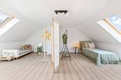Kinderzimmer DG - 